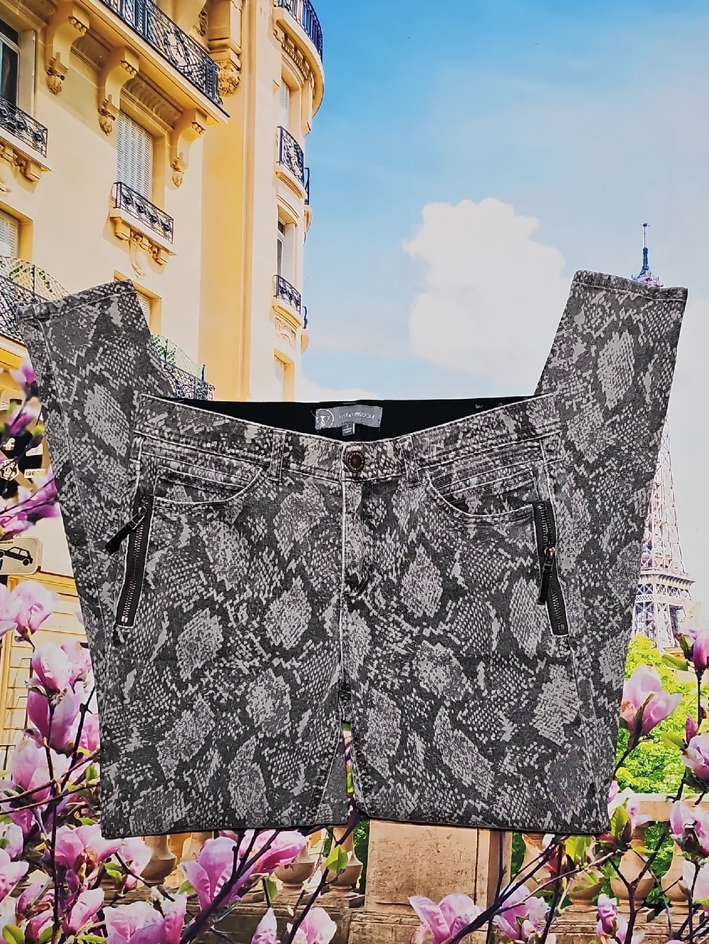 Wit & Wisdom Animal Print Jeans Size 8‎